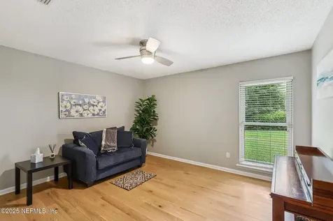 12137 Dividing Oaks Trail E Jacksonville FL 32223