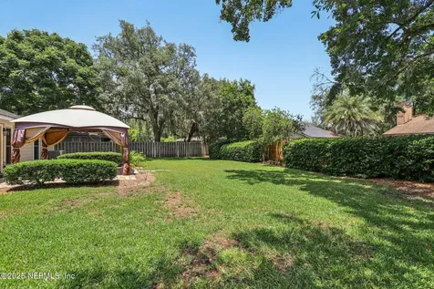 12137 Dividing Oaks Trail E Jacksonville FL 32223