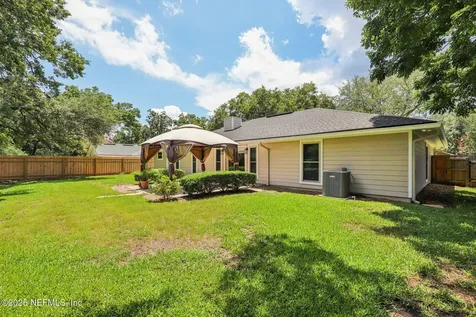 12137 Dividing Oaks Trail E Jacksonville FL 32223