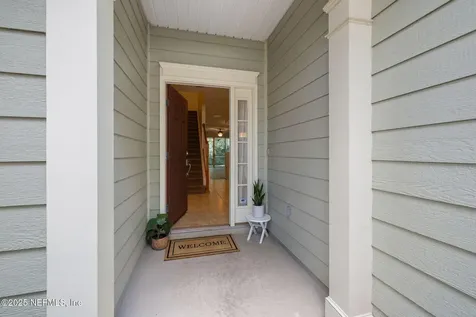 7023 Roundleaf Drive Jacksonville FL 32258