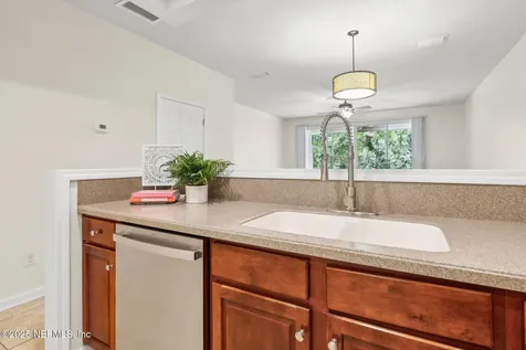 7023 Roundleaf Drive Jacksonville FL 32258
