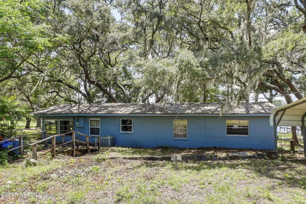 104 Carter-whittaker Lane Pomona Park FL 32181