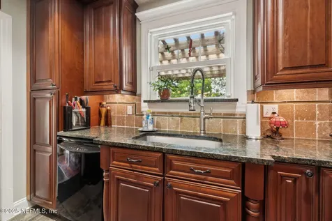 4370 Gadsden Court Jacksonville FL 32207