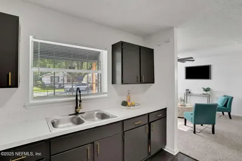 1525 Spearing Street Jacksonville FL 32206