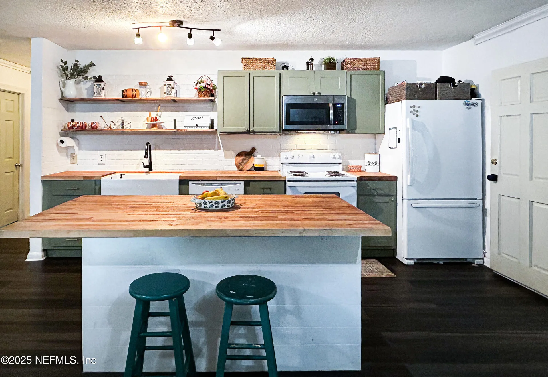5817 S Crater Lake Circle Keystone Heights FL 32656