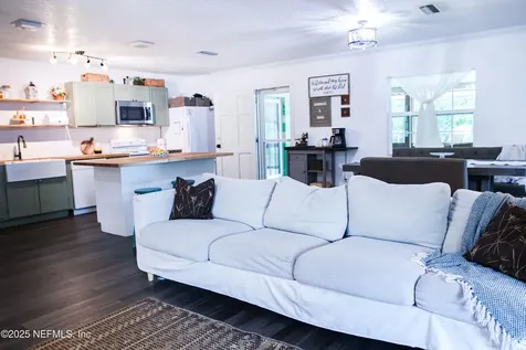 5817 S Crater Lake Circle Keystone Heights FL 32656