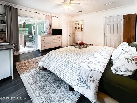 5817 S Crater Lake Circle Keystone Heights FL 32656