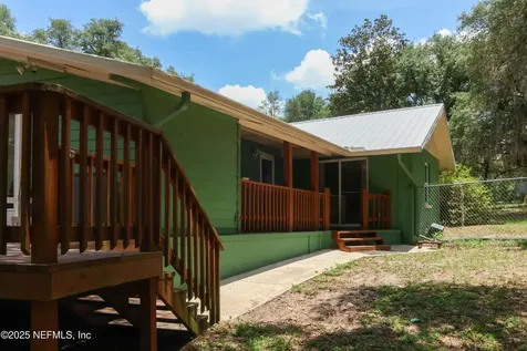 5817 S Crater Lake Circle Keystone Heights FL 32656