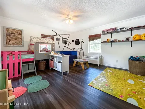5817 S Crater Lake Circle Keystone Heights FL 32656