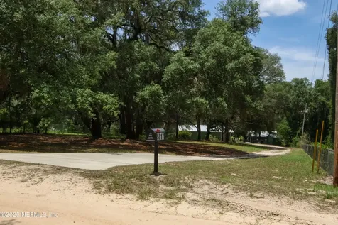 5817 S Crater Lake Circle Keystone Heights FL 32656