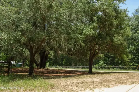 5817 S Crater Lake Circle Keystone Heights FL 32656