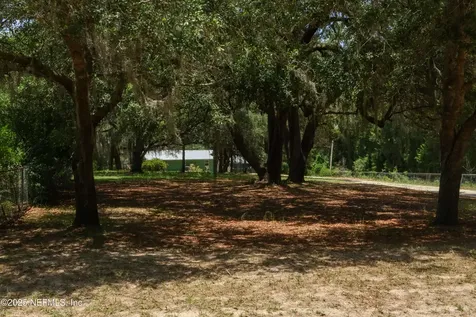 5817 S Crater Lake Circle Keystone Heights FL 32656