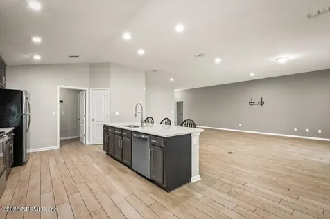 15646 Winder Lake Drive Jacksonville FL 32218