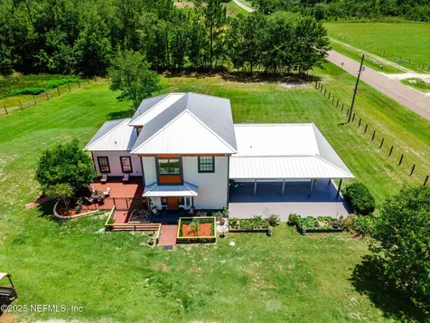 22465 County Road 121 Hilliard FL 32046