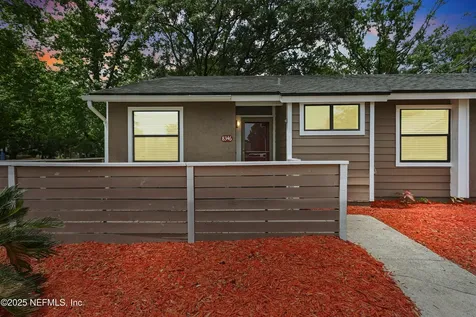 8346 Derbyshire Place Jacksonville FL 32244
