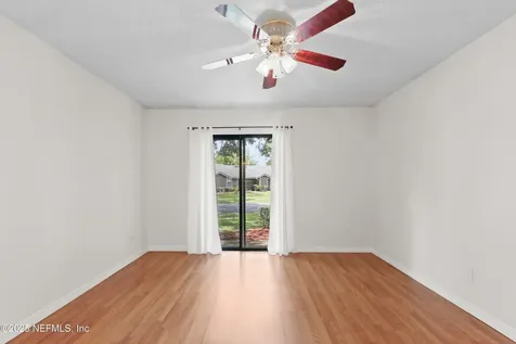 8346 Derbyshire Place Jacksonville FL 32244