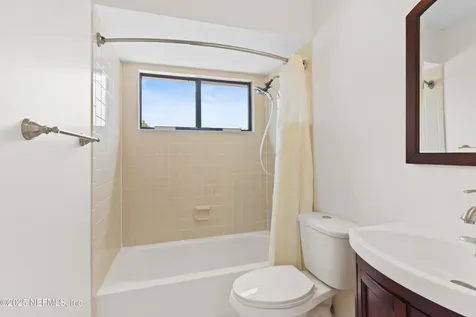 8346 Derbyshire Place Jacksonville FL 32244