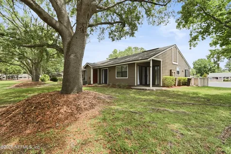 8346 Derbyshire Place Jacksonville FL 32244