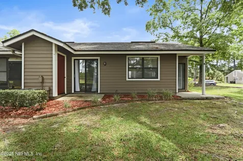 8346 Derbyshire Place Jacksonville FL 32244