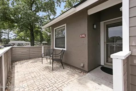 8346 Derbyshire Place Jacksonville FL 32244