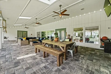 3673 Cathedral Oaks Place S Jacksonville FL 32217