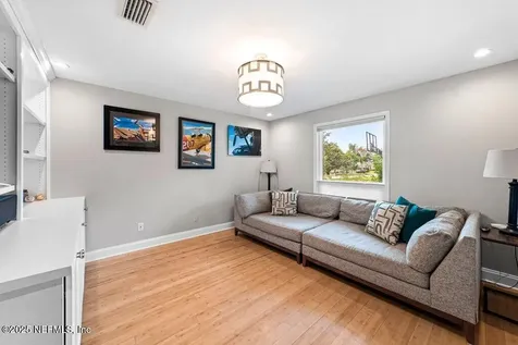 3673 Cathedral Oaks Place S Jacksonville FL 32217