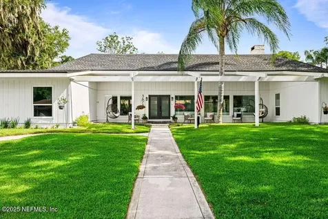 3673 Cathedral Oaks Place S Jacksonville FL 32217