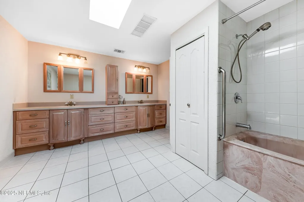 8205 Cr 208 St. Augustine FL 32092