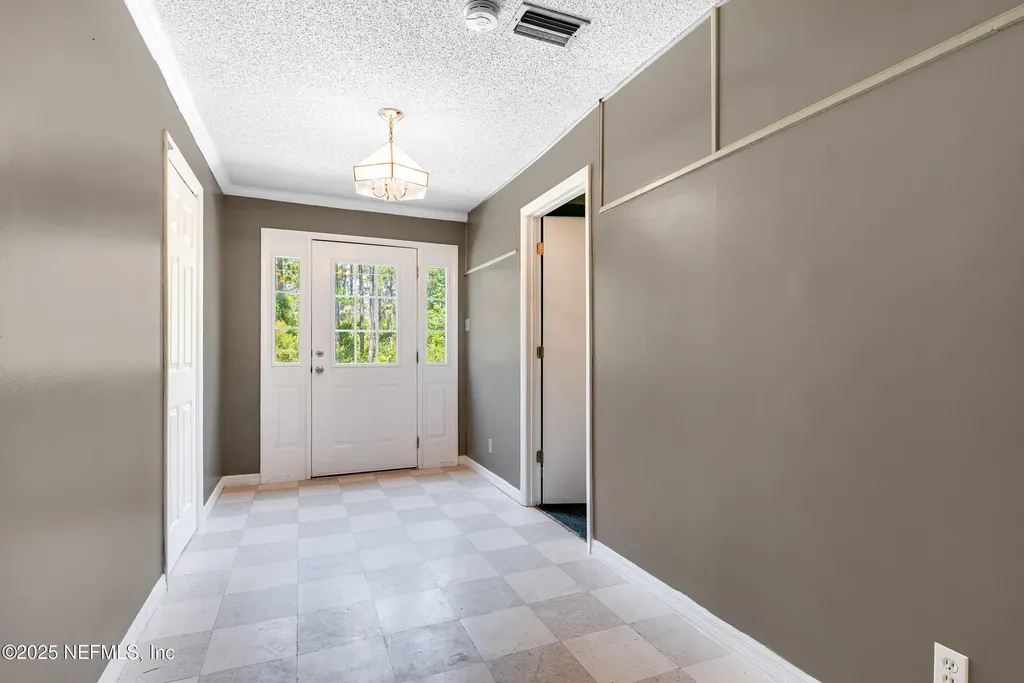 8205 Cr 208 St. Augustine FL 32092