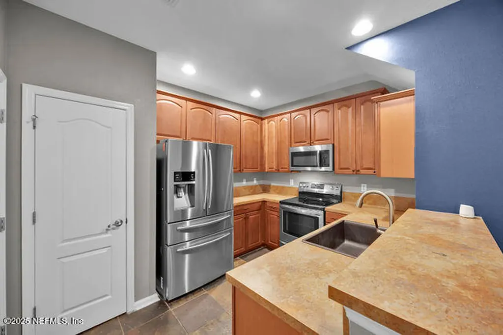 12283 Black Walnut Court Jacksonville FL 32226
