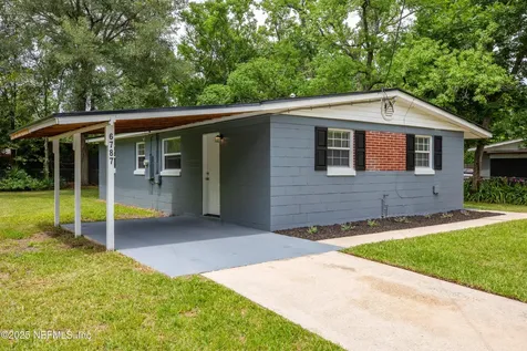 6787 Miss Muffet Lane S Jacksonville FL 32210