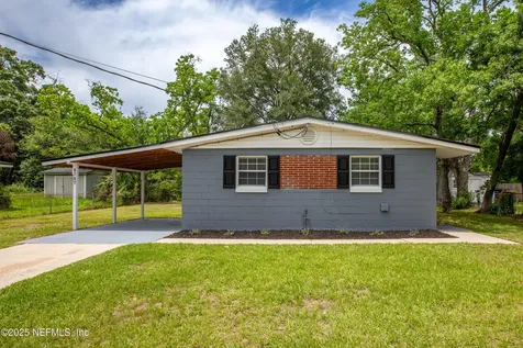 6787 Miss Muffet Lane S Jacksonville FL 32210
