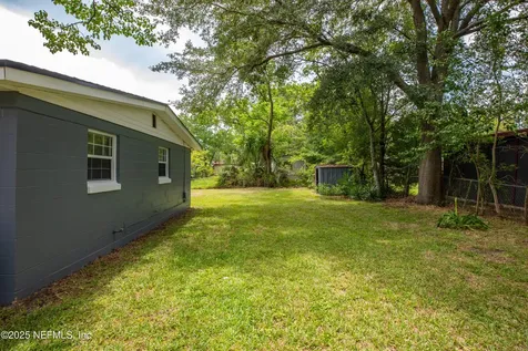 6787 Miss Muffet Lane S Jacksonville FL 32210