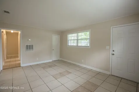 6787 Miss Muffet Lane S Jacksonville FL 32210
