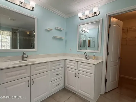 12196 Lake Fern Drive Jacksonville FL 32258