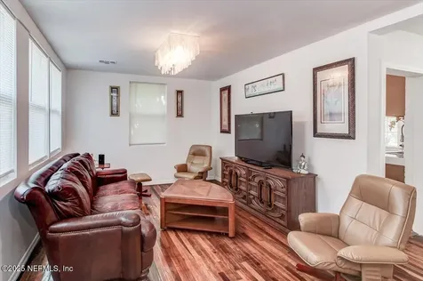 4636 Timuquana Road Jacksonville FL 32210