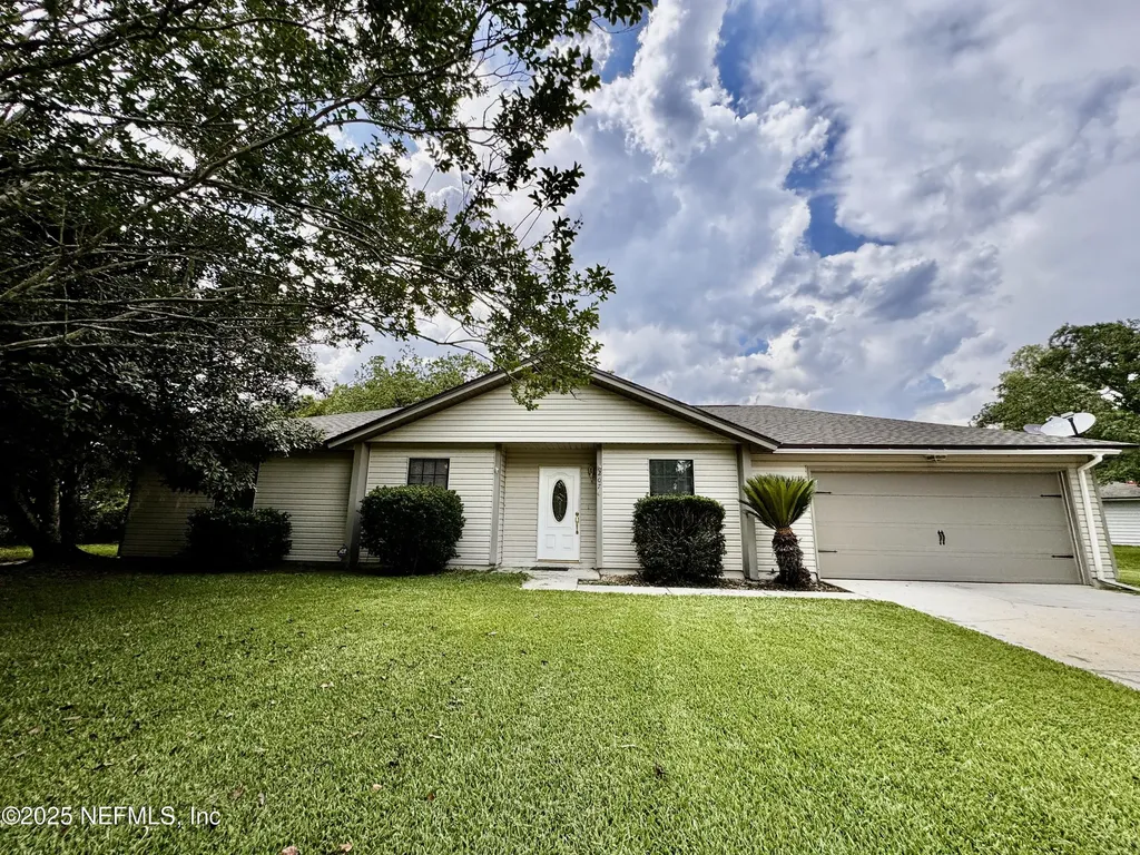 2076 Tickford Street Middleburg FL 32068