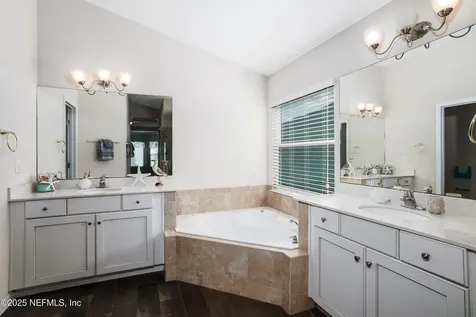 319 Northside Drive S Jacksonville FL 32218