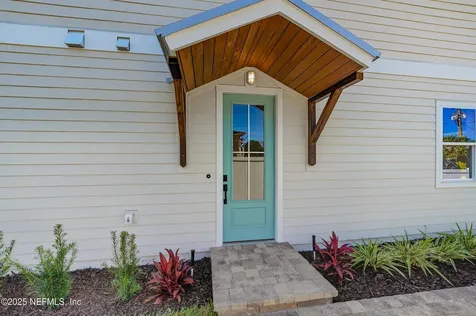 722 2nd Avenue N Jacksonville Beach FL 32250