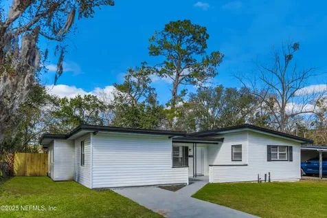 7953 Patou Drive S Jacksonville FL 32210
