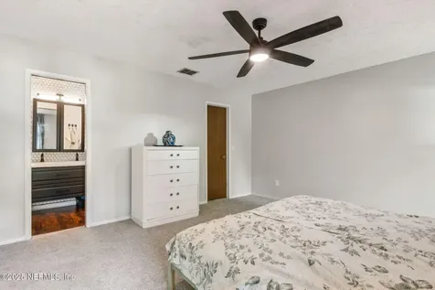 11461 Willet Court S Jacksonville FL 32225