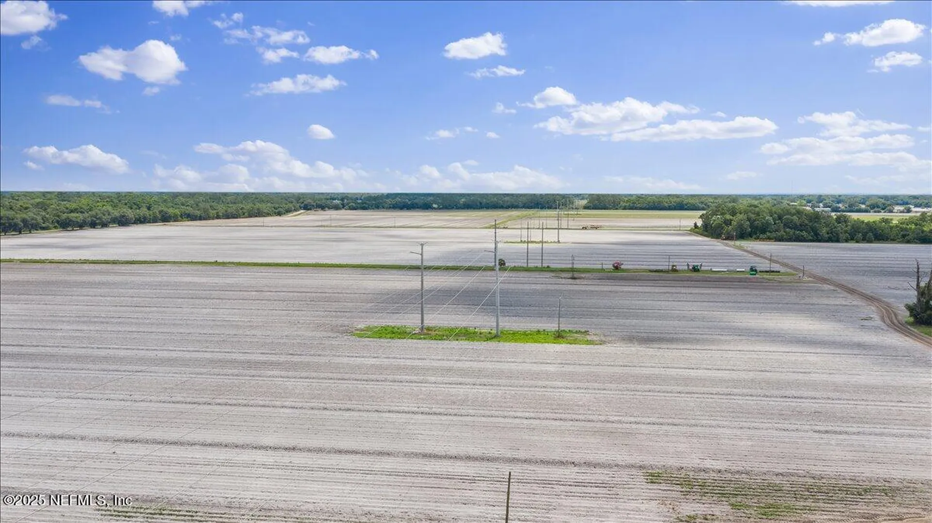 233 E River Road East Palatka FL 32131