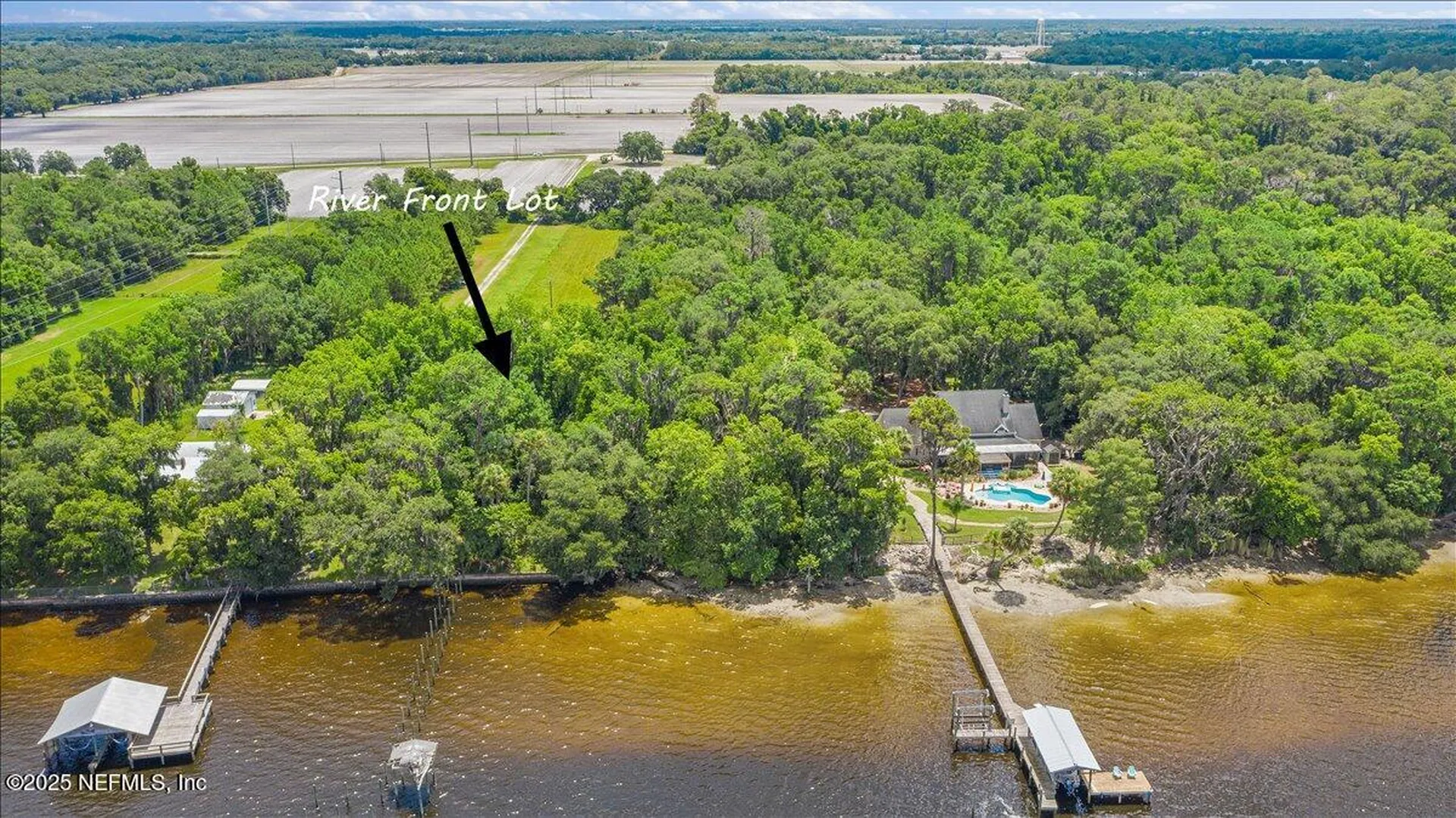 233 E River Road East Palatka FL 32131