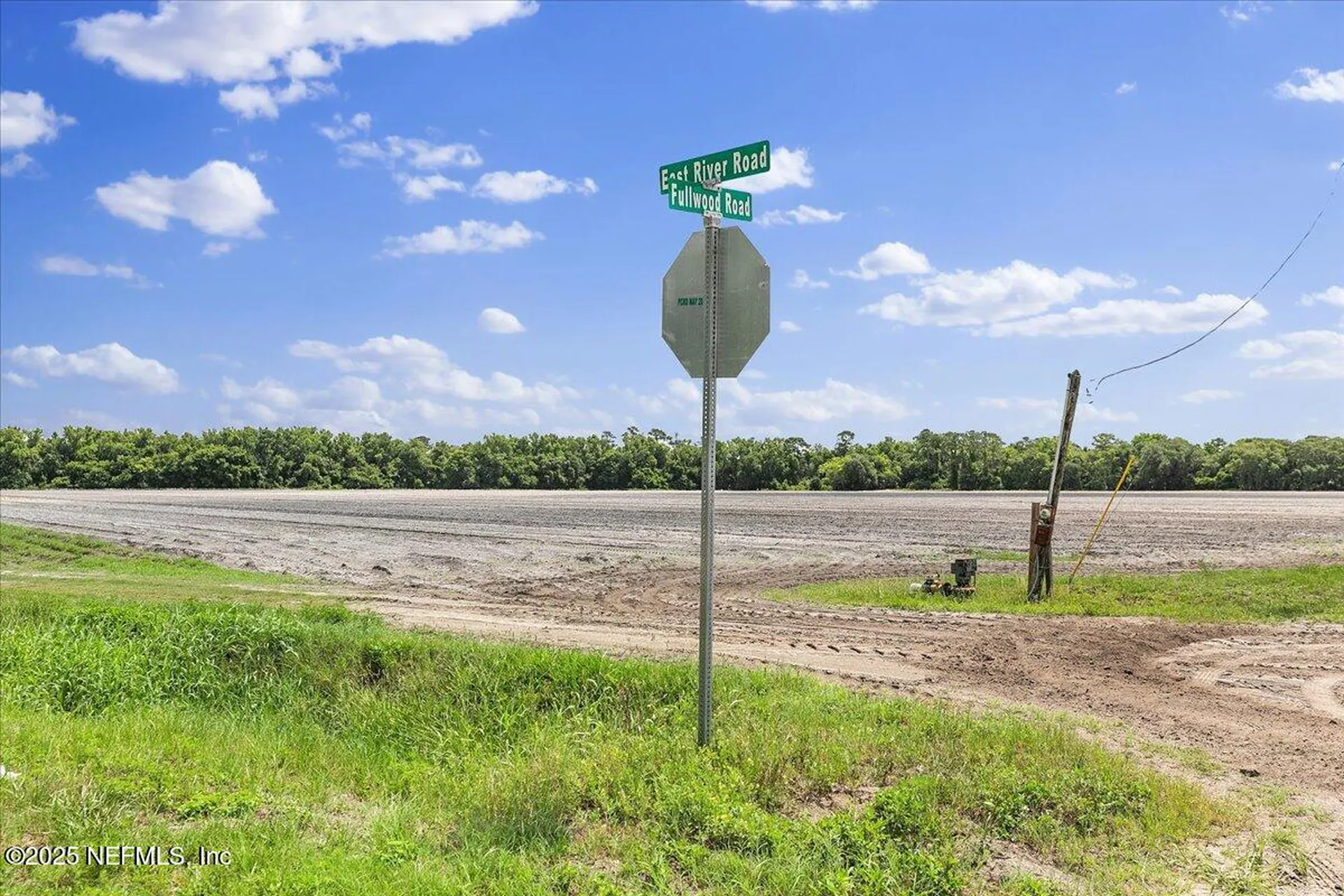 233 E River Road East Palatka FL 32131