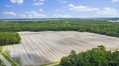 233 E River Road East Palatka FL 32131