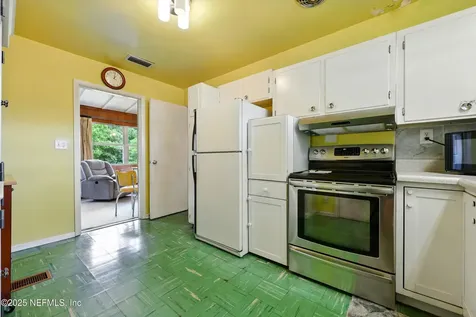 1206 Nightingale Court Jacksonville FL 32216