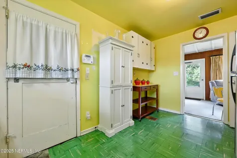 1206 Nightingale Court Jacksonville FL 32216