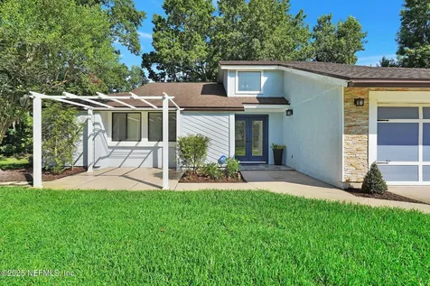 2244 Eagles Nest Road Jacksonville FL 32246