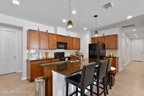 2251 Lincoln Sendero Trail Jacksonville FL 32218