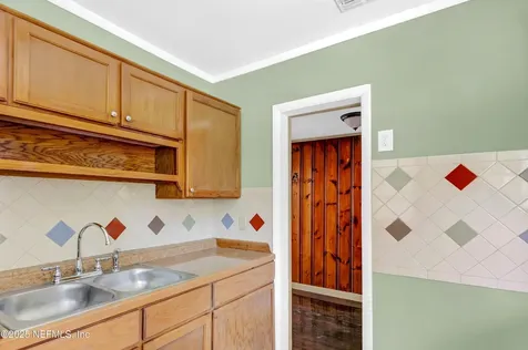 4610 Timuquana Road Jacksonville FL 32210